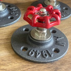 Настенная вешалка Valve
